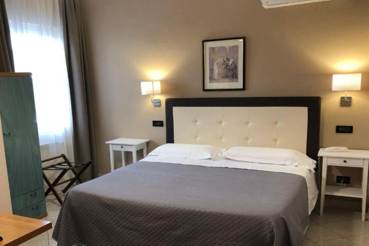 Hotel Di Stefano Pisa Ngoại thất bức ảnh