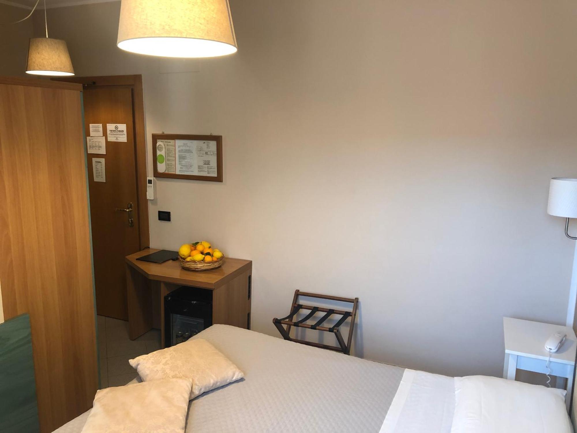 Hotel Di Stefano Pisa Phòng bức ảnh
