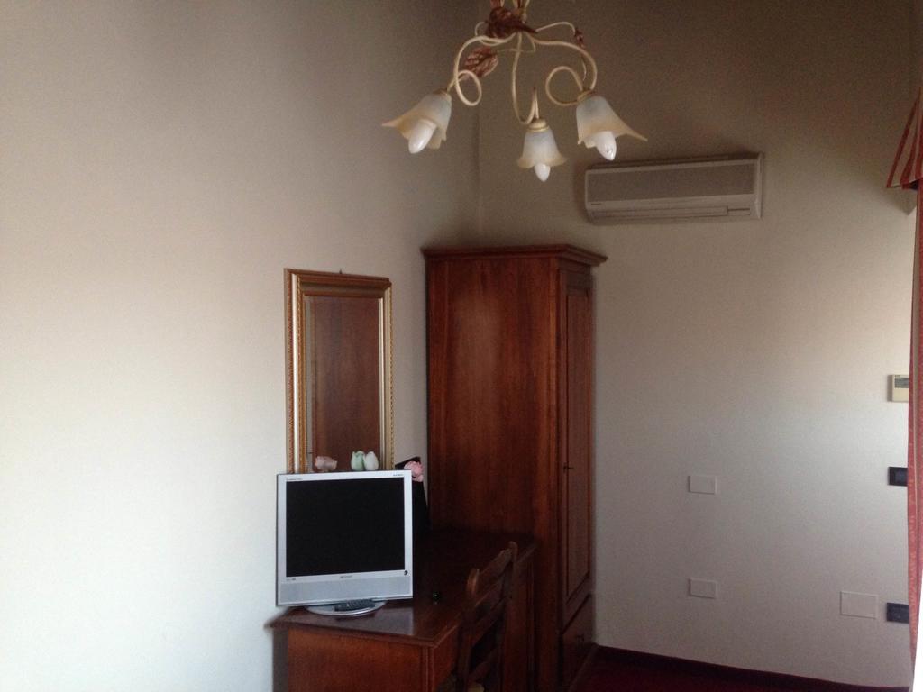 Hotel Di Stefano Pisa Ngoại thất bức ảnh