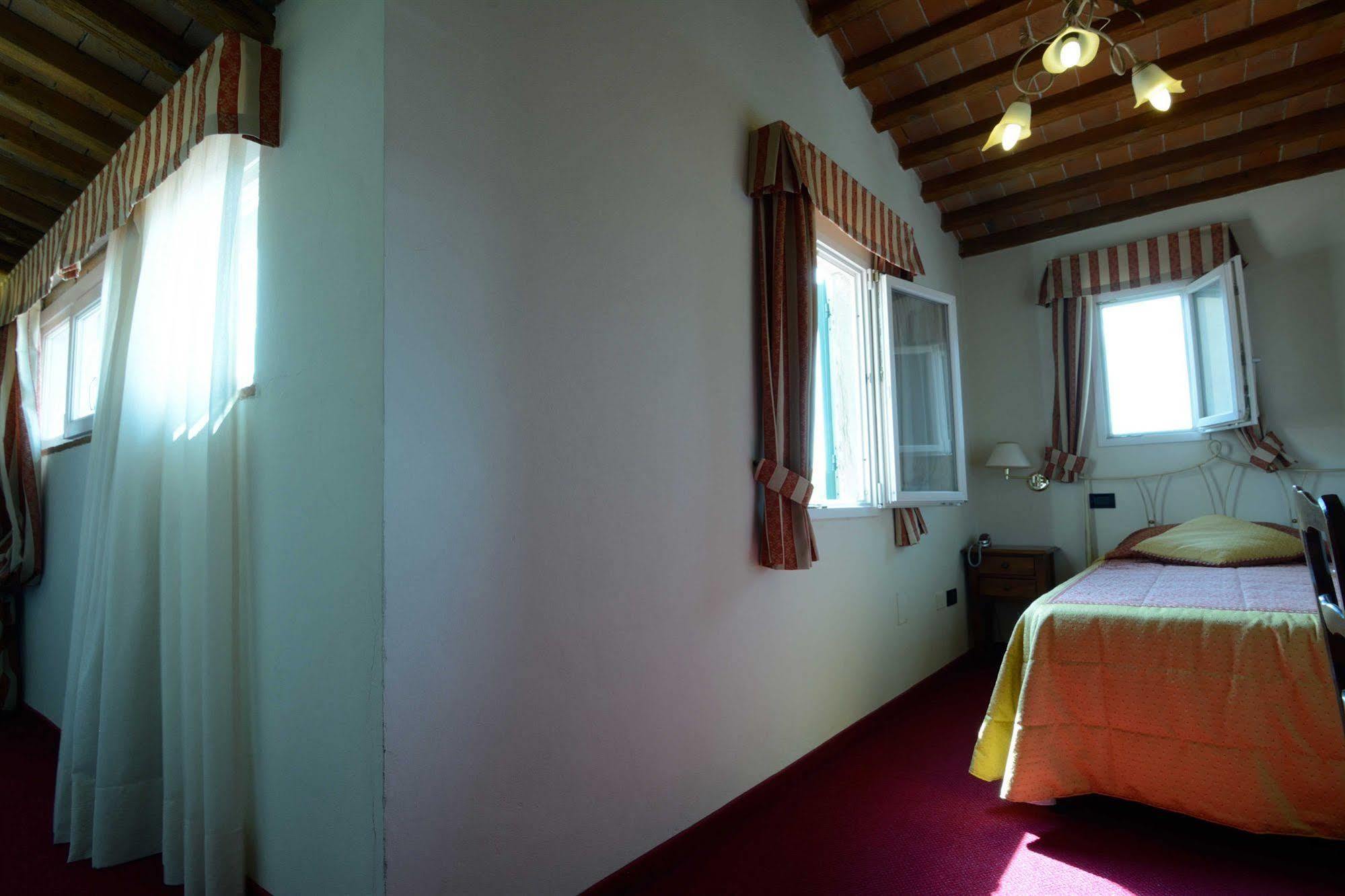 Hotel Di Stefano Pisa Ngoại thất bức ảnh