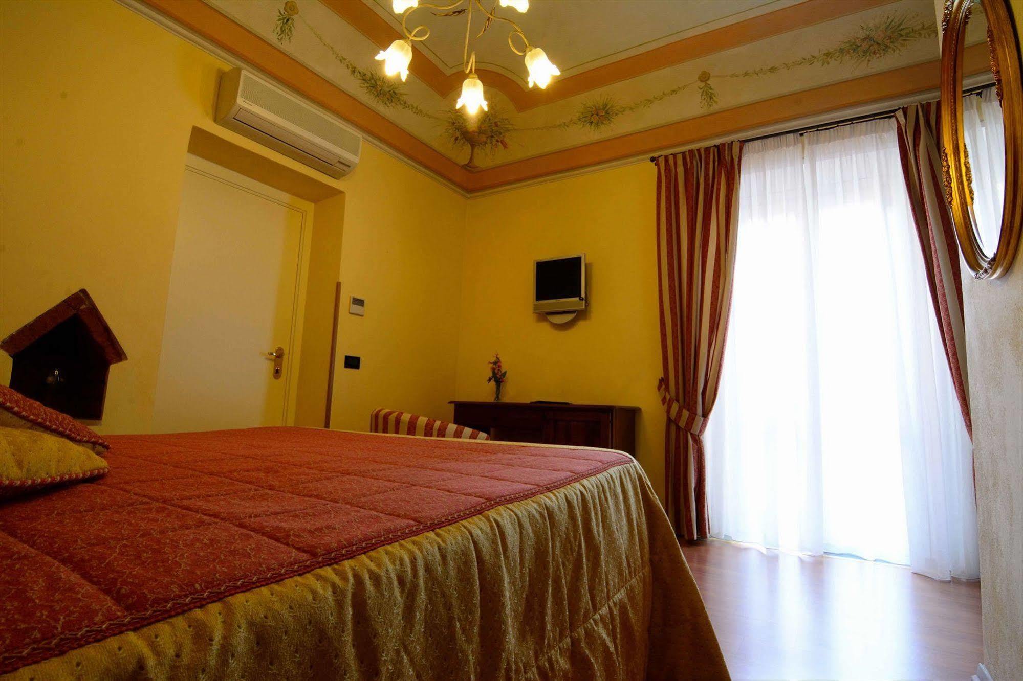 Hotel Di Stefano Pisa Ngoại thất bức ảnh